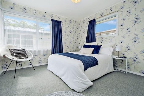 Photo of property in 5 Greendale Avenue, Avonhead, Christchurch, 8042