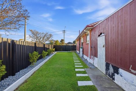 Photo of property in 158 Gayhurst Road, Dallington, Christchurch, 8061