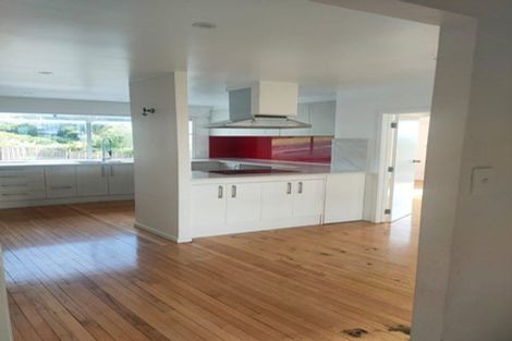 Photo of property in 165 Don Buck Road, Massey, Auckland, 0614