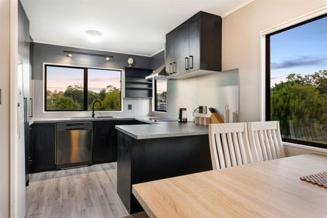 Photo of property in 38 Garton Drive, Massey, Auckland, 0614