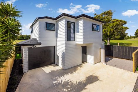 Photo of property in 16f Imrie Avenue, Mangere, Auckland, 2022