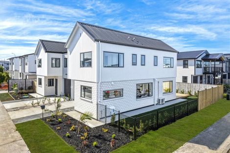 Photo of property in 12 Ocean Breeze Avenue, Hobsonville, Auckland, 0616