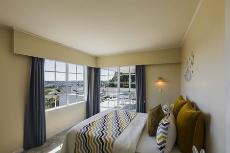 Photo of property in 81 Churchill Drive, Taradale, Napier, 4112