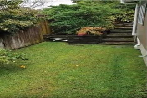 Photo of property in 4 Neptune Avenue, Beach Haven, Auckland, 0626