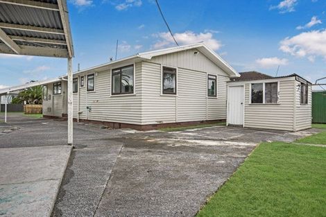 Photo of property in 48 Convair Crescent, Mangere, Auckland, 2022