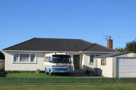 Photo of property in 33 Grove Road, Papakura, 2110