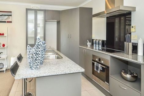 Photo of property in 24 Kauri Road, Pukekohe, 2120