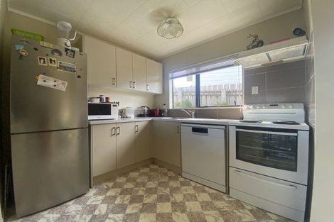 Photo of property in 6 Staysail Place, Whitby, Porirua, 5024