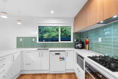 Photo of property in 216 Grahams Road, Burnside, Christchurch, 8053