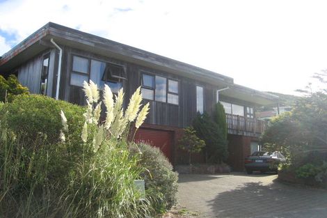 Photo of property in 68 Thurleigh Grove, Karori, Wellington, 6012