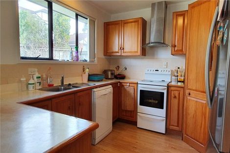 Photo of property in 12 Cherub Place, West Harbour, Auckland, 0618
