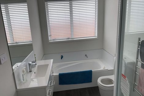 Photo of property in 14 Stingray Drive, Omokoroa, 3114
