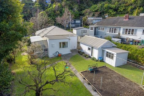 Photo of property in 62 Norton Park Avenue, Fairfield, Lower Hutt, 5011