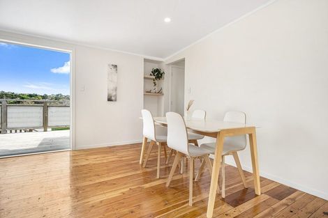 Photo of property in 8 James Mcleod Road, Shelly Beach, Helensville, 0874