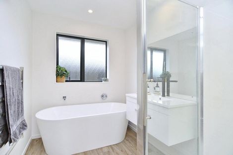 Photo of property in 8 Fearne Drive, Woodend, 7610