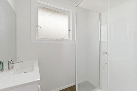 Photo of property in 5 Sunvue Road, Glen Eden, Auckland, 0602