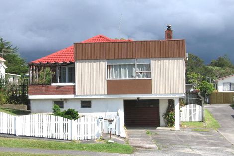 Photo of property in 8a Croydon Road, New Lynn, Auckland, 0600