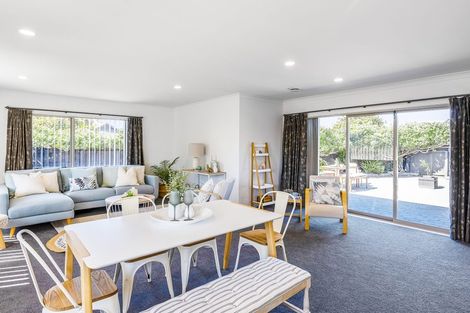 Photo of property in 10 Manhattan Court, Paraparaumu Beach, Paraparaumu, 5032