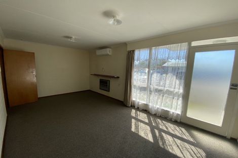 Photo of property in 4/93 Ruahine Street, Roslyn, Palmerston North, 4414