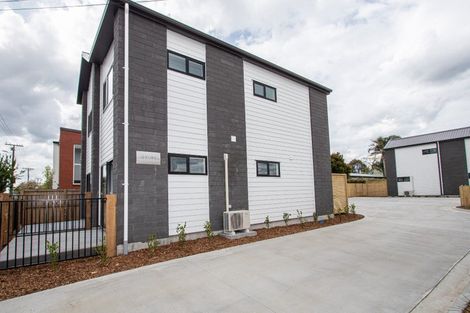 Photo of property in 17u4 Lyon Street, Frankton, Hamilton, 3204