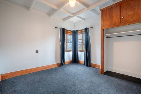 Photo of property in 180 Cambridge Road, Hillcrest, Hamilton, 3216