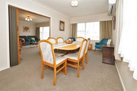Photo of property in 6 Stewart Place, Melville, Hamilton, 3206