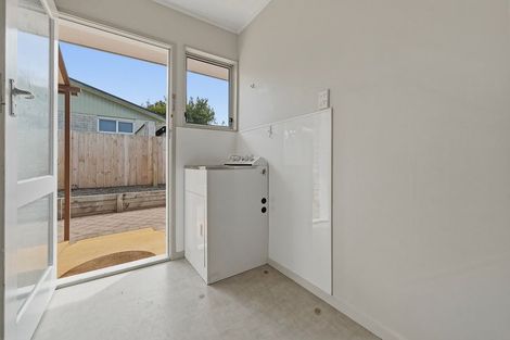 Photo of property in 104 Hinewa Road, Otumoetai, Tauranga, 3110
