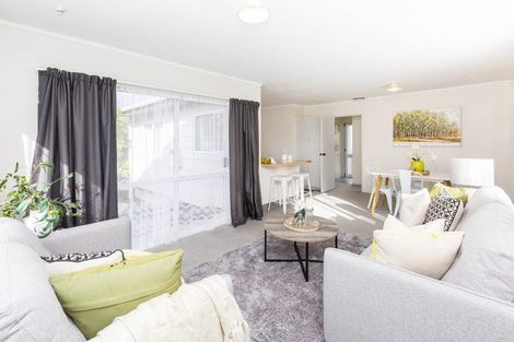 Photo of property in 8f1- Tulsa Grove, Totara Park, Upper Hutt, 5018