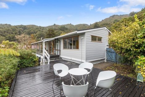 Photo of property in 10 Kerkwall Drive, Naenae, Lower Hutt, 5011