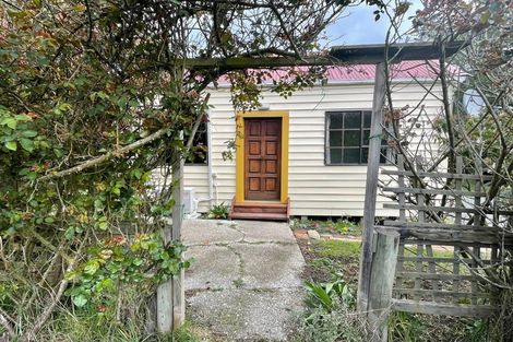 Photo of property in 22 Torquay Street, Kaitangata, 9210