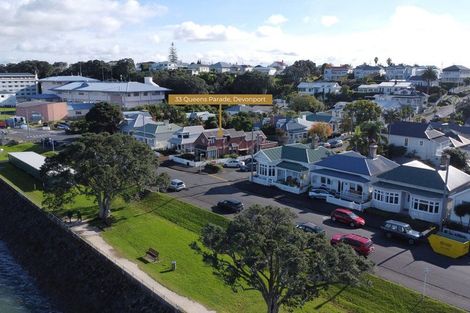 Photo of property in 33 Queens Parade, Devonport, Auckland, 0624