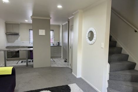 Photo of property in 7/4 Keeling Road, Henderson, Auckland, 0612