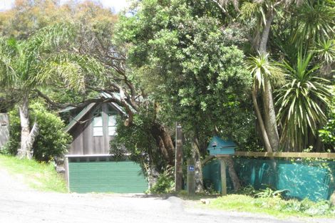 Photo of property in 131 Domain Crescent, Muriwai, 0881