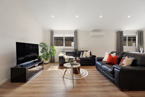 Photo of property in 27 Bale Road, Jacks Point, 9371