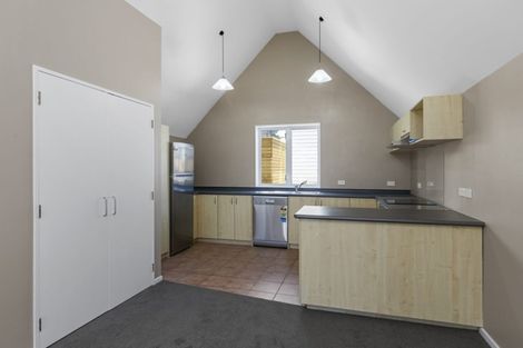 Photo of property in Victoria Villas, 23/35u Pirie Street, Mount Victoria, Wellington, 6011