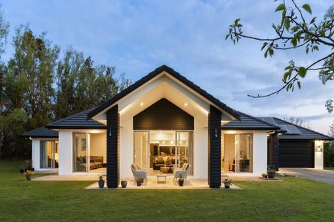 Photo of property in 1539 Waiuku Road, Waiuku, 2681