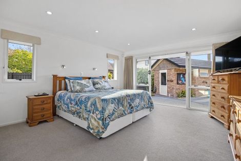 Photo of property in 14 Glencairn Place, Buckland, Pukekohe, 2677