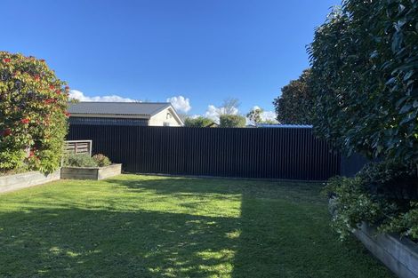 Photo of property in 57 Liverton Crescent, Bishopdale, Christchurch, 8053