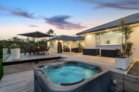 Photo of property in 466 Whitehills Road, Waitoki, Silverdale, 0994