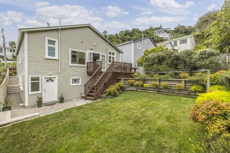 Photo of property in 14 Lerwick Terrace, Melrose, Wellington, 6023