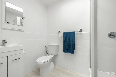 Photo of property in 2/26 Deller Grove, Silverstream, Upper Hutt, 5019