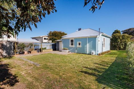 Photo of property in 4 Millar Street, Roslyn, Palmerston North, 4414