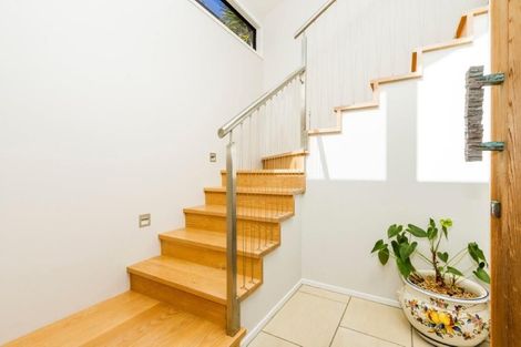 Photo of property in 246/44 Ocean View Road, Milford, Auckland, 0620