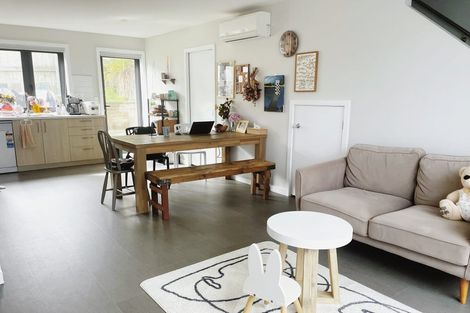 Photo of property in 60u2 Broderick Road, Johnsonville, Wellington, 6037