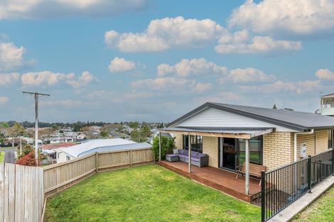 Photo of property in 43a Livingstone Avenue, Nawton, Hamilton, 3200