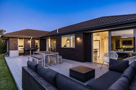 Photo of property in 15 De Castro Drive, Blenheim, 7201