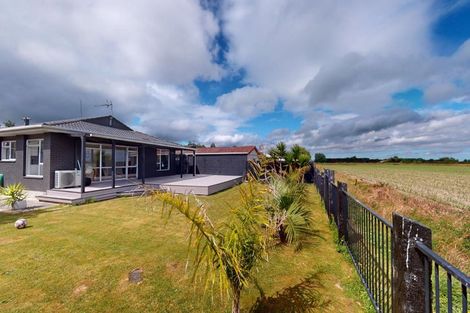Photo of property in 21 Meadowbrook Drive, Cloverlea, Palmerston North, 4412