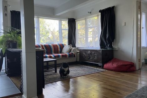 Photo of property in 47a Matai Road, Stanmore Bay, Whangaparaoa, 0932