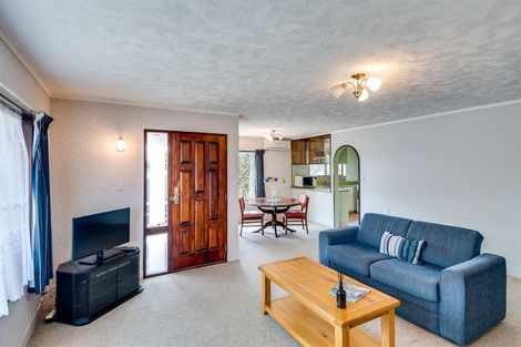 Photo of property in 1 Lowther Place, Taradale, Napier, 4112