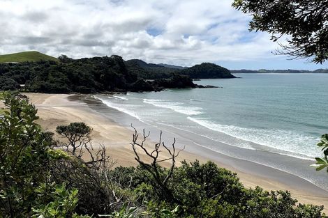 Photo of property in 1305 Matapouri Road, Matapouri, Whangarei, 0173
